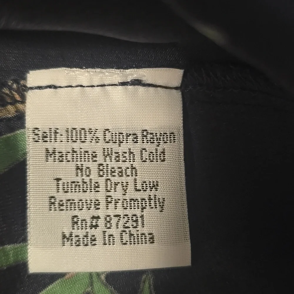 Johnny Was Beautiful Kimono Navy with Floral size Small - Picture 6 of 6